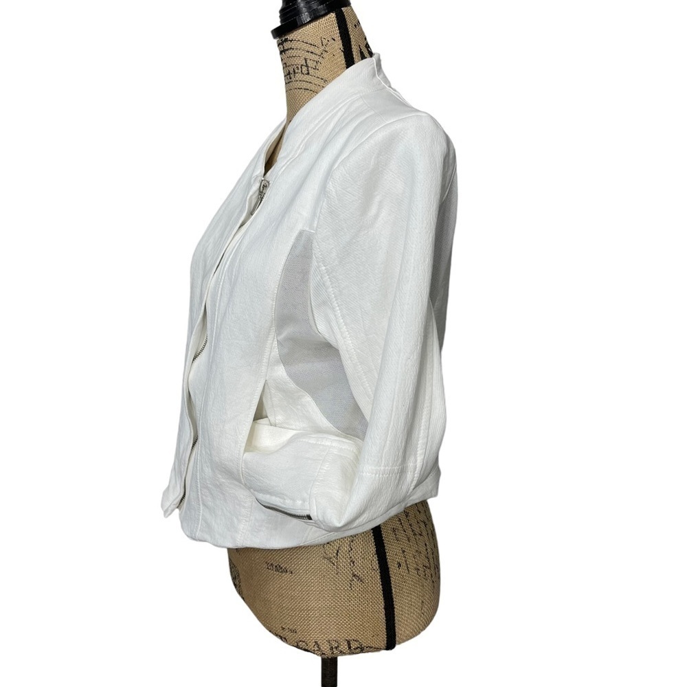 BLANK NYC White Moto Blazer with Mesh Detail Size Size Large Cropped - Picture 9 of 16